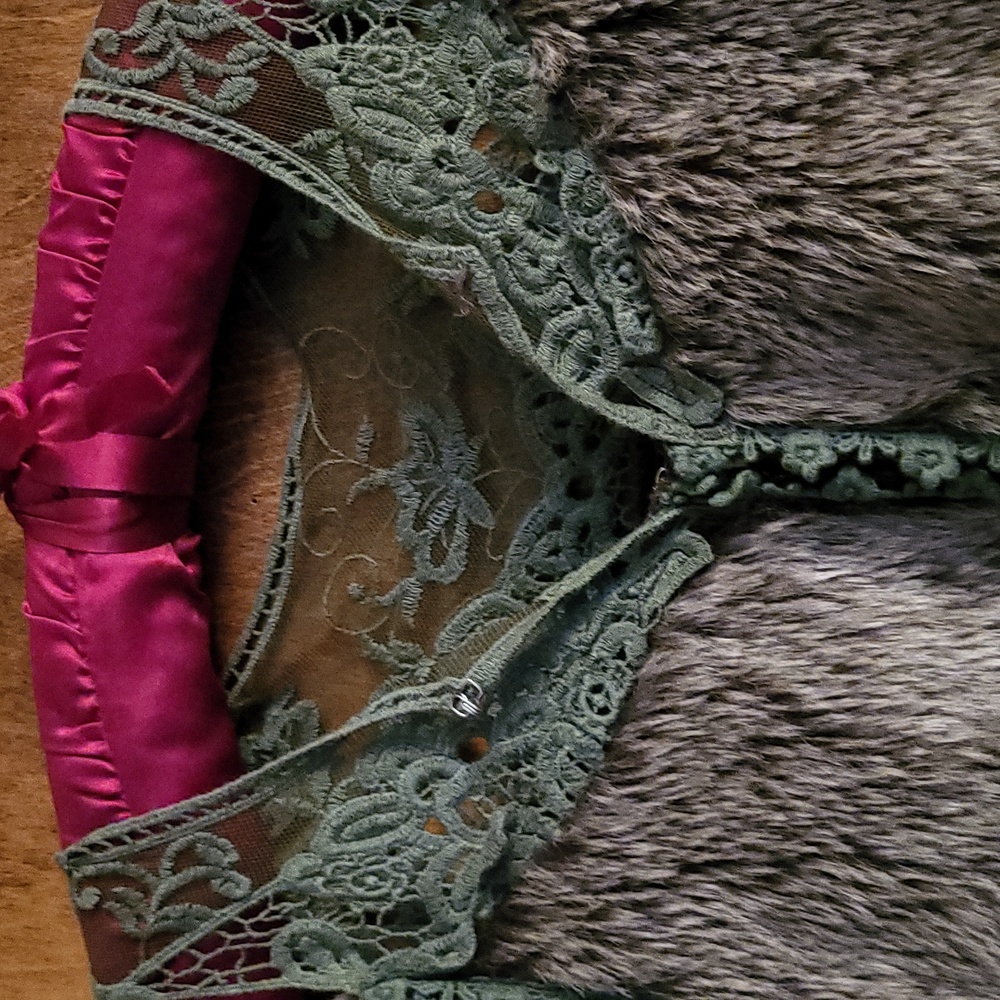 Shaggy fur embroidered top L - Picture 13 of 13